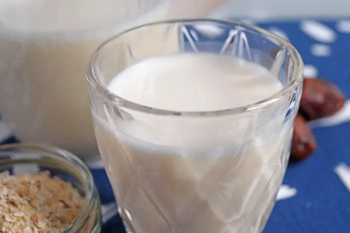 creamy oat milk recipe homemade oat milk drink recipes