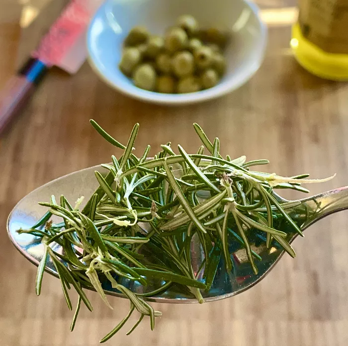 No Knead Rosemary Olive Oil Artisan Bread Recipe