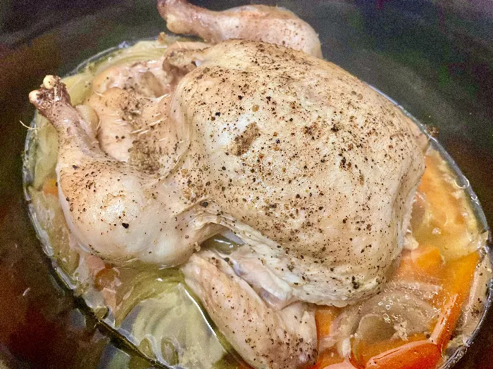 how long to cook whole chicken in slow cooker on high