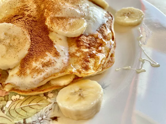 Sugar Free Banana Pancakes | 3 Ingredients!